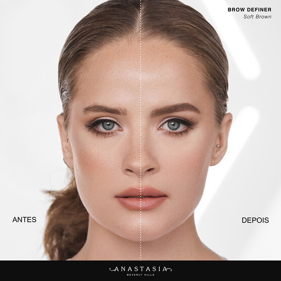 ANASTASIA  BROW DEFINER  BROW